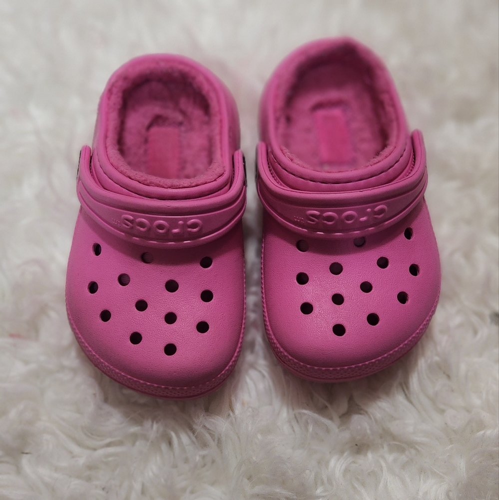 CROCS